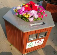 海口車站新換花盆精品网站999www垃圾桶 倡導環保理念