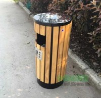 社區環保圓柱鋼（gāng）木垃圾（jī）桶