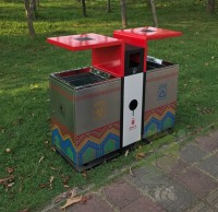 戶（hù）外加厚不鏽鋼環保精品网站999www垃圾箱