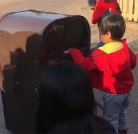 上海垃圾桶開口說話談環保，科技推動社（shè）會進步（bù）