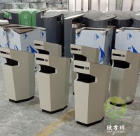 噴塑異形不（bú）鏽鋼垃圾（jī）桶