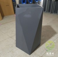 商場菱形（xíng）灰（huī）色（sè）烤漆不鏽鋼花盆