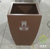戶外高（gāo）檔烤漆不鏽鋼花箱