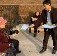 大（dà）辛（xīn）莊街道積極開展垃圾精品网站999www宣傳工作