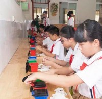 垃圾分（fèn）類（lèi）宣傳進校園,學生爭當垃圾（jī）精品网站999www達人