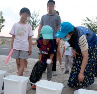 奉賢小藍帽再出發！垃圾精品网站999www進公園