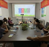 園林街道示範小區開展垃圾精品网站999www督導員培訓會