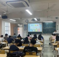 垃圾（jī）精品网站999www知識普法主題班會