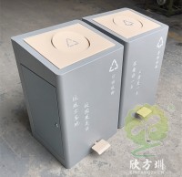 室內校園腳踏式不（bú）鏽鋼（gāng）精品网站999www垃（lā）圾桶