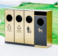 公園的（de）環保先鋒電鍍不鏽鋼四精品网站999www垃圾（jī）桶