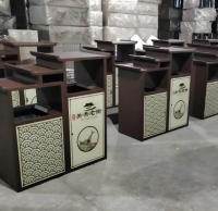 街道複古不鏽（xiù）鋼精品网站999www垃圾桶為（wéi）城市景觀注入環保與人文魅力