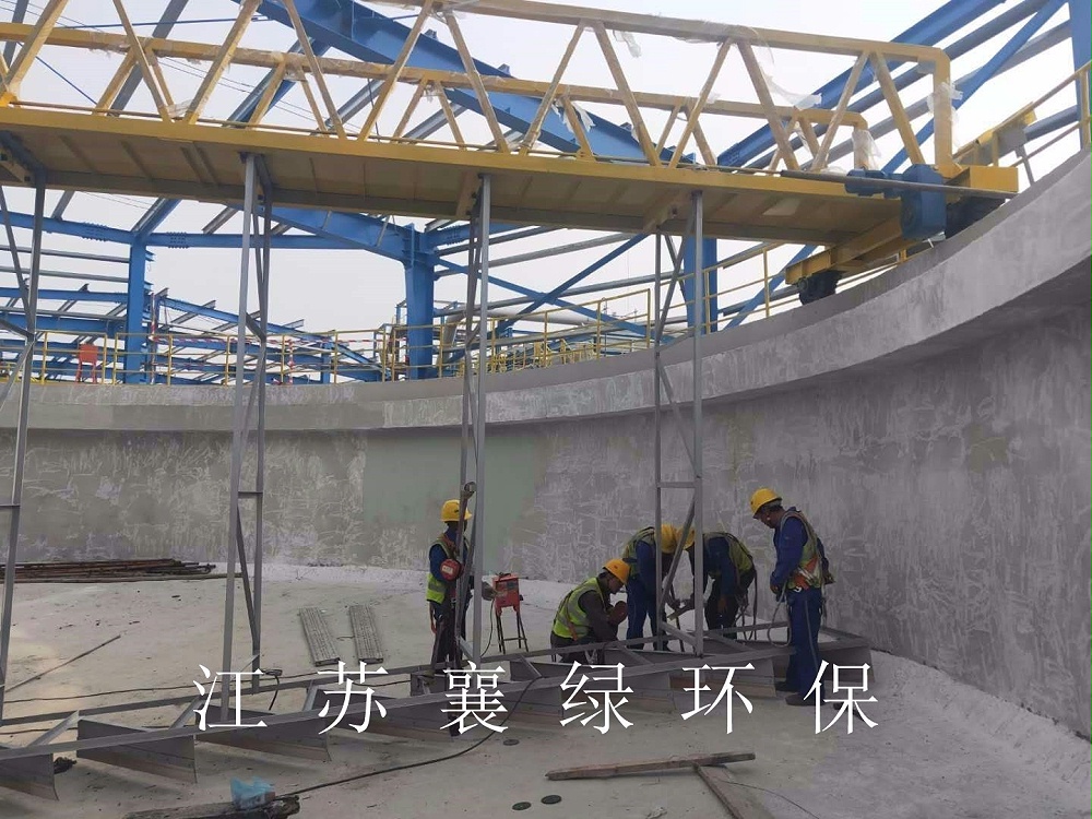 全橋式周（zhōu）邊傳動刮泥機