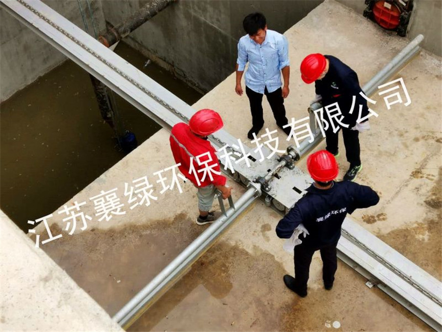 鏈（liàn）條式刮泥（ní）機