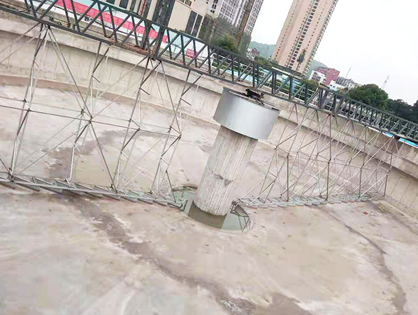 周邊傳動刮泥機