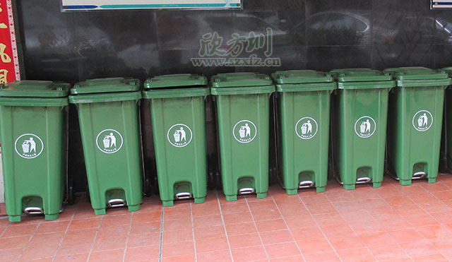 社區移動塑料垃圾桶(tǒng) 社區移動塑料垃圾(jī)桶