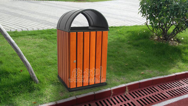 校園（yuán）鋼木垃圾（jī）桶